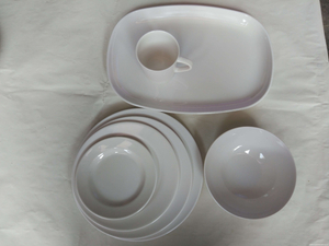 Melamine outdoor tableware set white color 